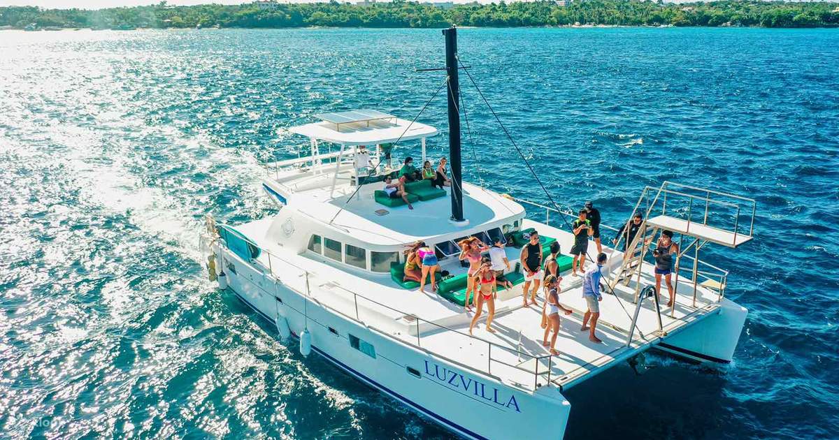 party yacht boracay